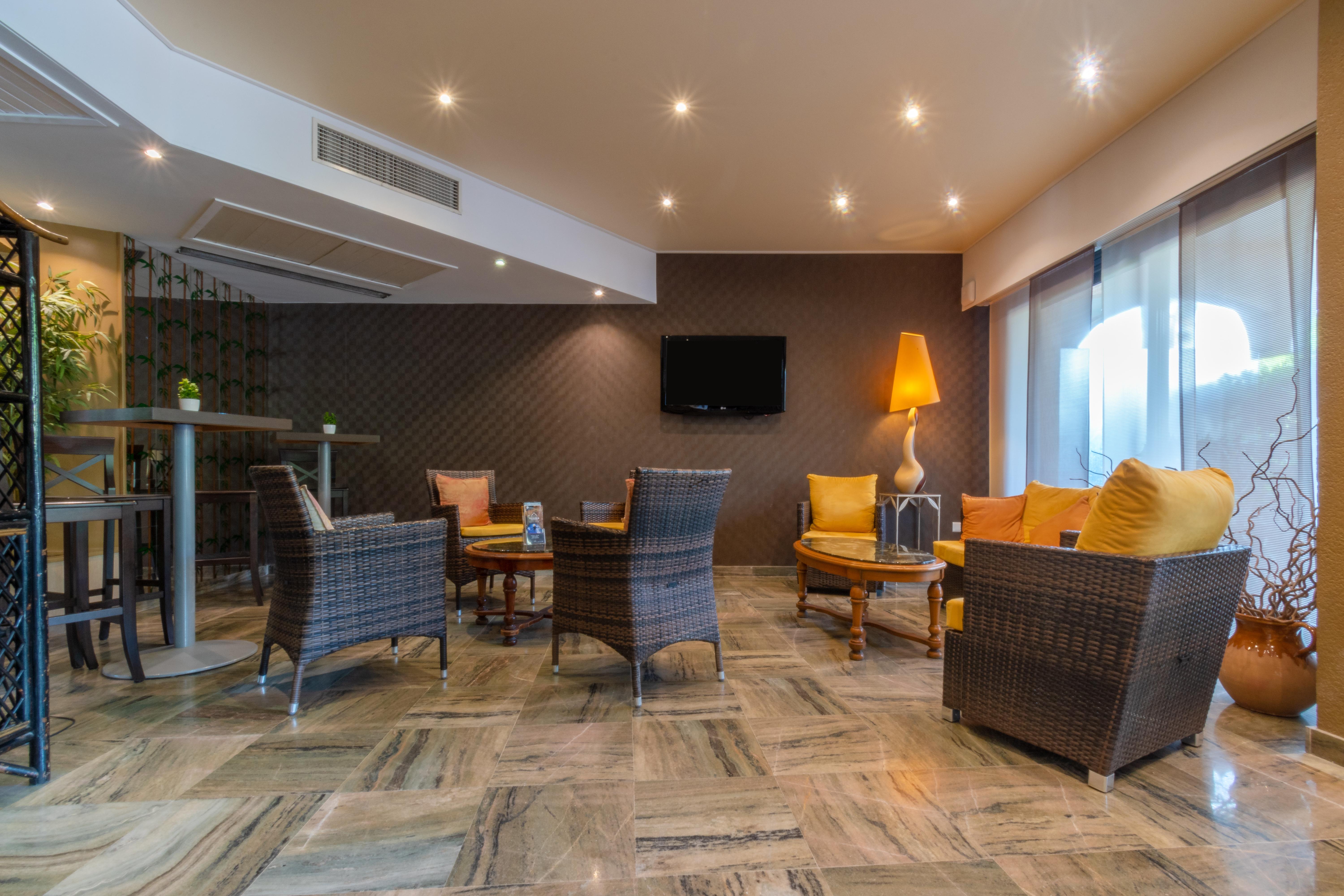 וילנב-לובה Hotel Bahia מראה חיצוני תמונה