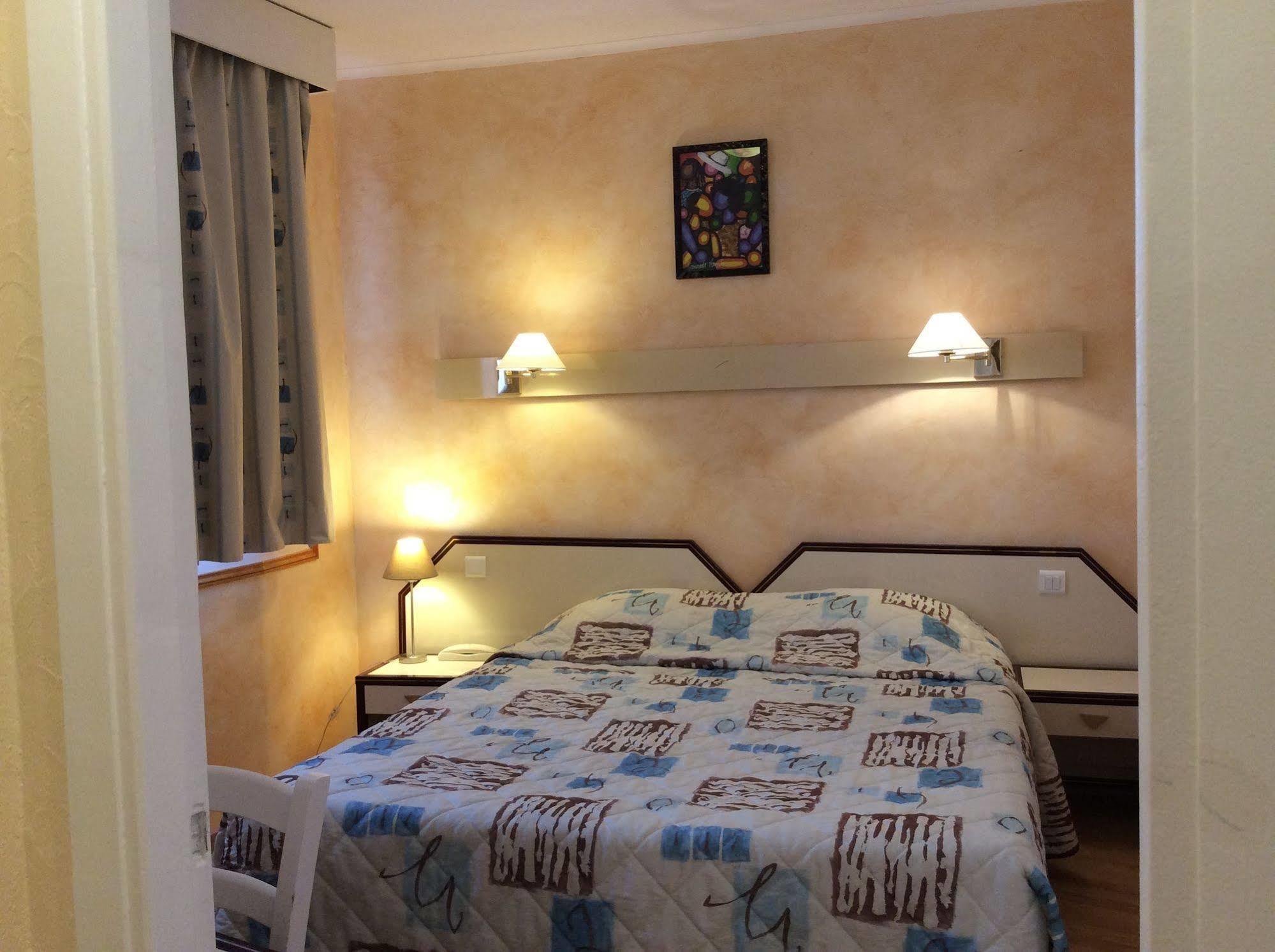 וילנב-לובה Hotel Bahia מראה חיצוני תמונה